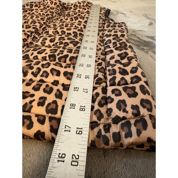 Gap Kids Girls Leopard Print Lightweight Puffer Vest M Brown Primaloft Outerwear - Picture 8 of 8